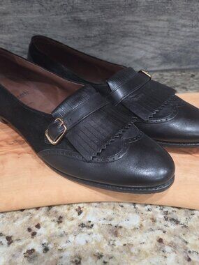 Allen Edmonds Women's Black Kiltie Wyngate Loafer w/ Brogue Wingtip size 10.5 AA